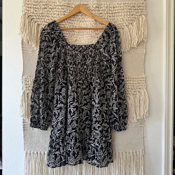 Banjanan Heron Dress - Picture 1 of 8